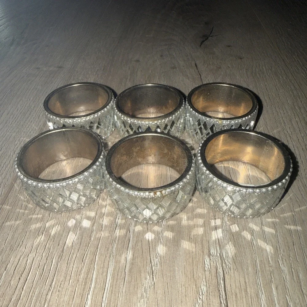 Set of‎ 6 Glamour Diamond Disco Ball Mirrored Tile Napkin Rings